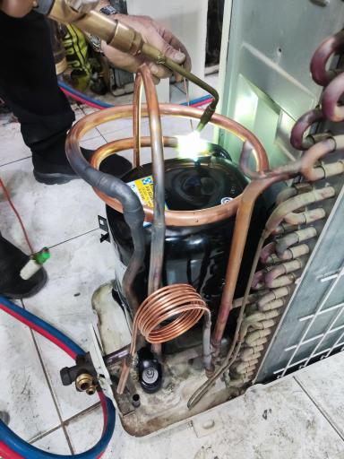 عکس خدمات فنی مهندسی طیبی نیا