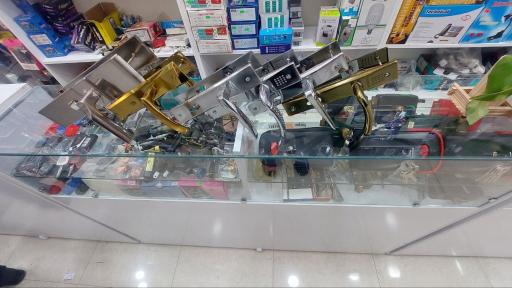 عکس کلیدسازی شبانه روزی آلفا