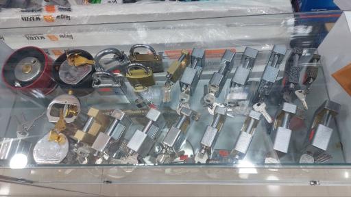 عکس کلیدسازی شبانه روزی آلفا