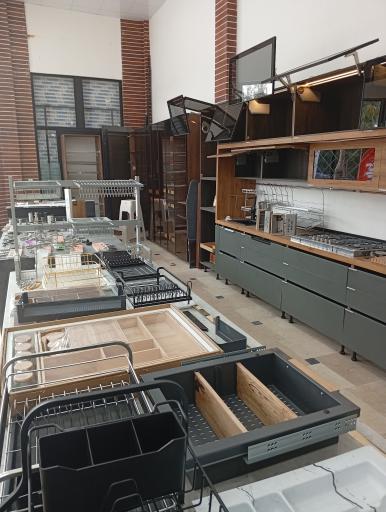 عکس فروشگاه ینی مارکت 