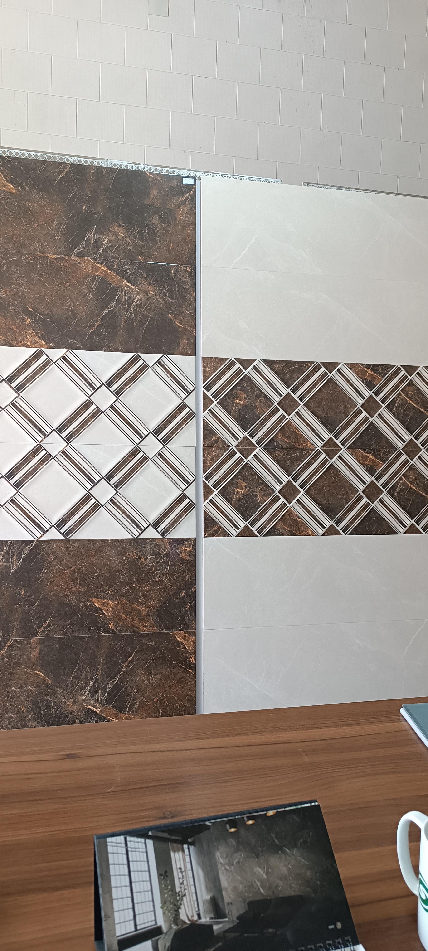 عکس فروشگاه کاشی و سرامیک میثم