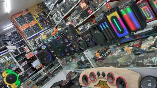 عکس فروشگاه سیستم صوتی تصویری پرهیزکار