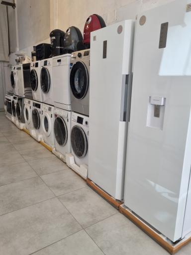 عکس فروشگاه لوازم خانگی بطحایی دوو