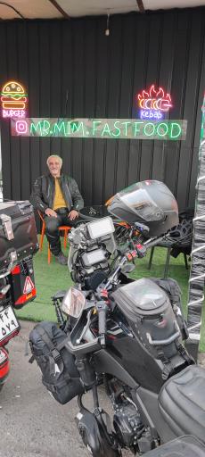 عکس فست فود آقای میم