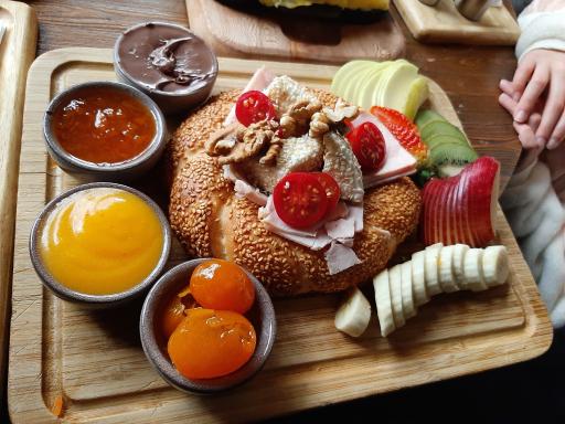 عکس کافه تاک