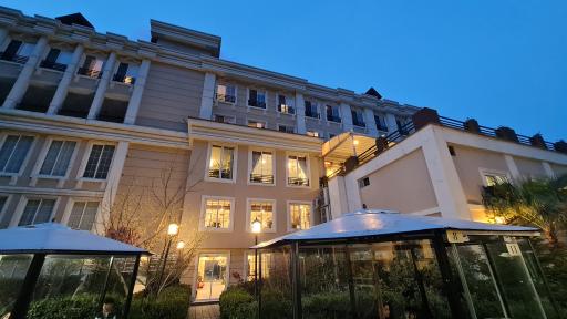 عکس هتل رسپینا لاهیجان