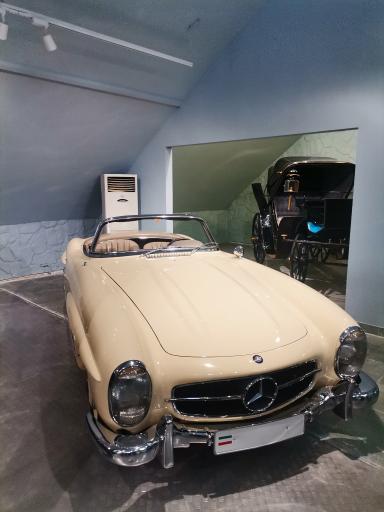 عکس موزه اتومبیل های سلطنتی