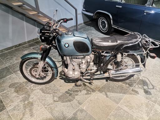 عکس موزه اتومبیل های سلطنتی