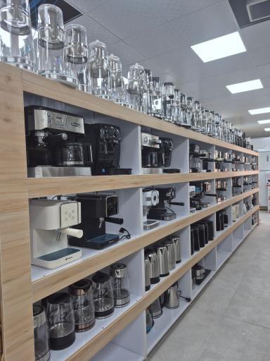 عکس هایپر مارکت گل نرگس