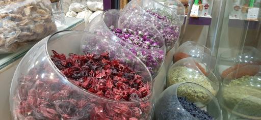 عکس عطاری حاج نصراله شمس