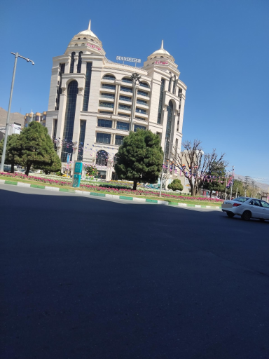 عکس میدان مهران 