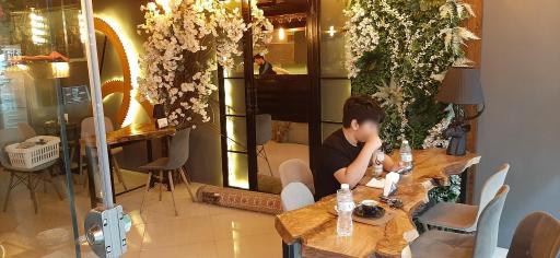 عکس کافه لاوازا