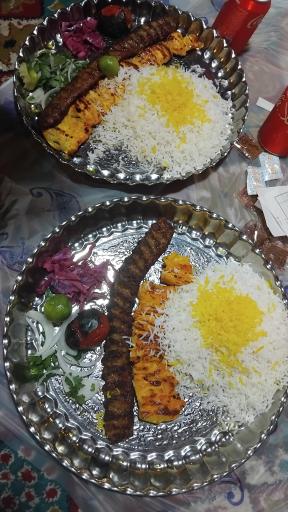 عکس باغ رستوران سنتی بهشت