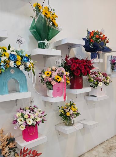 عکس گل فروشی ژوبا