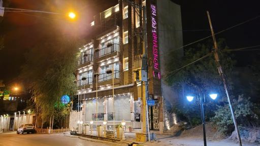 عکس هتل آپارتمان ۲۲۱