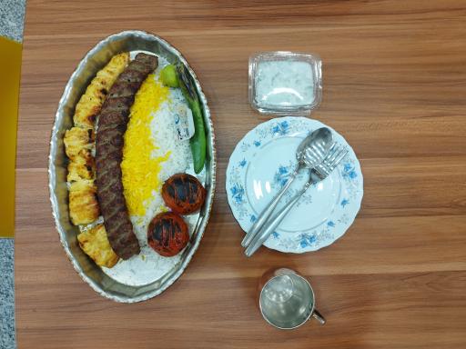 عکس تهیه غذای نظری