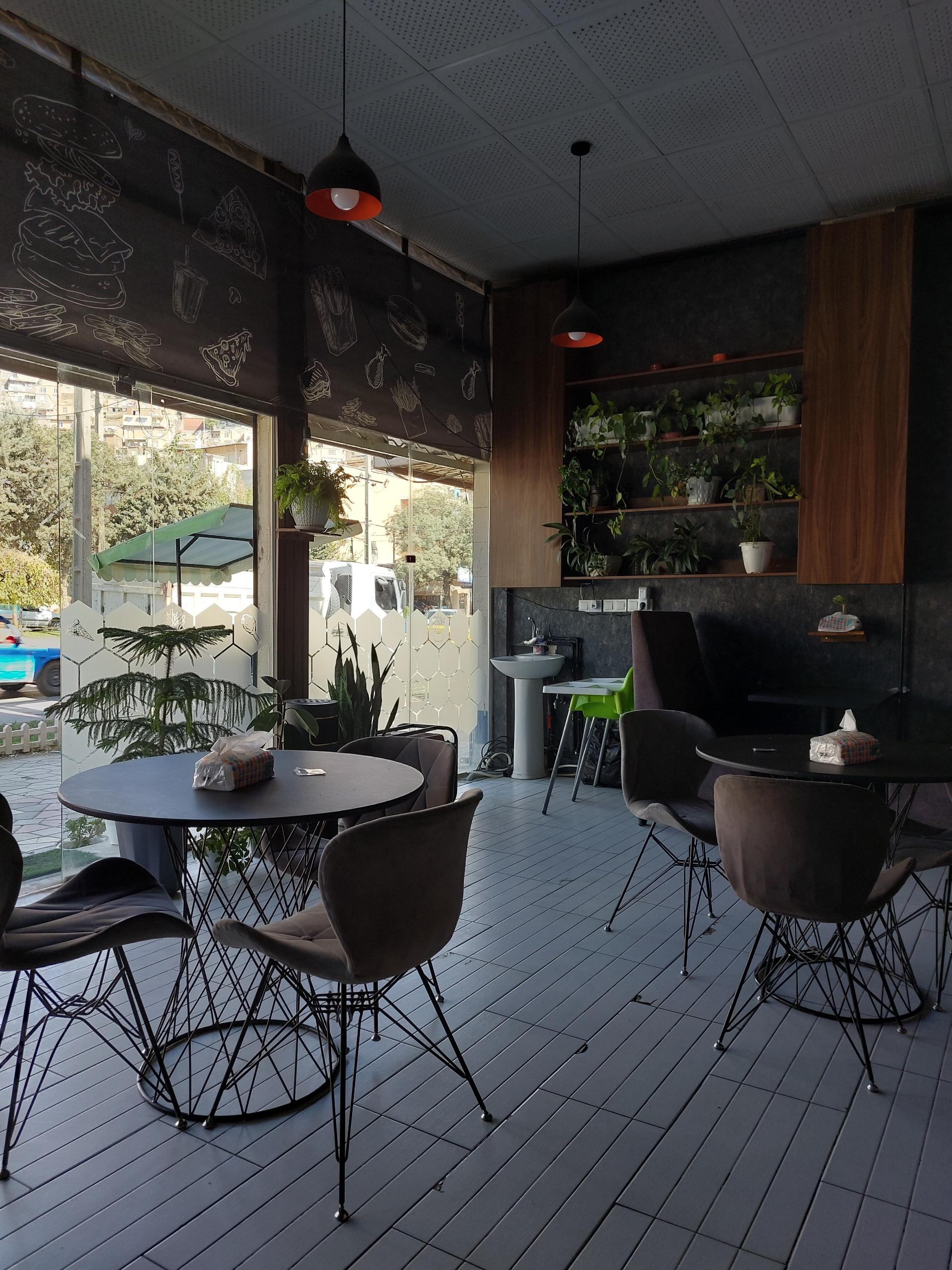 عکس خانه سیب زمینی ژو