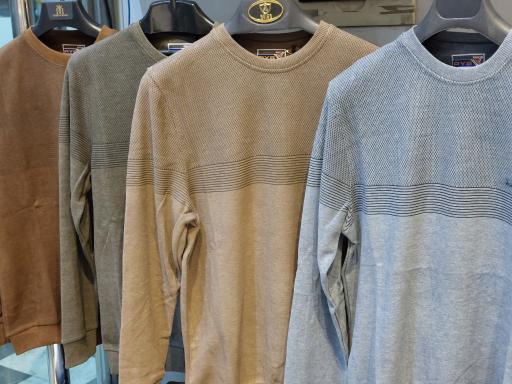 عکس فروشگاه شهر شب