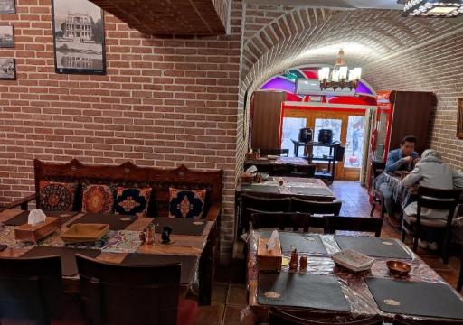 عکس رستوران شازده