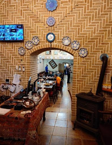 عکس رستوران شازده