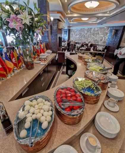 عکس رستوران نایب