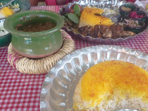 عکس رستوران سنتی ننه نعنا