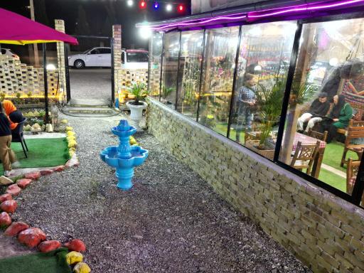 عکس رستوران سنتی ننه نعنا