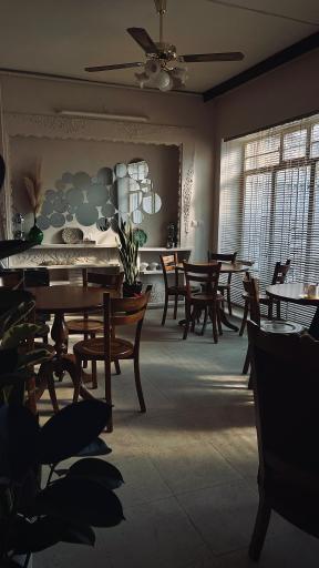 عکس کافه اکنون