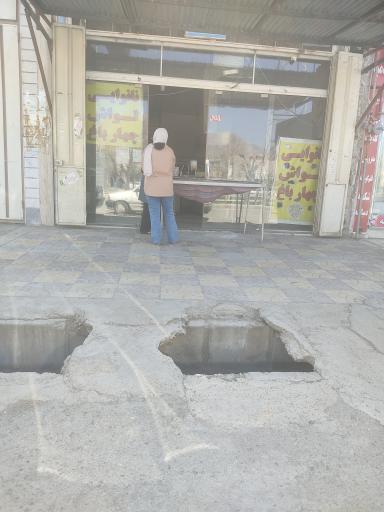 عکس نانوایی لواش چهارباغ 