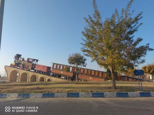 عکس ایستگاه راه آهن شهید امیر عبدالهیان دامغان