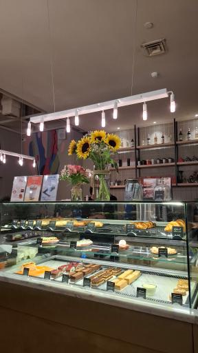 عکس کافه لمیز شعبه ایران مال