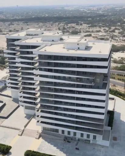 عکس برج مسکونی فروردین