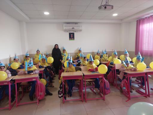 عکس دبستان غیردولتی دخترانه فروغ دانش (شعبه دو)