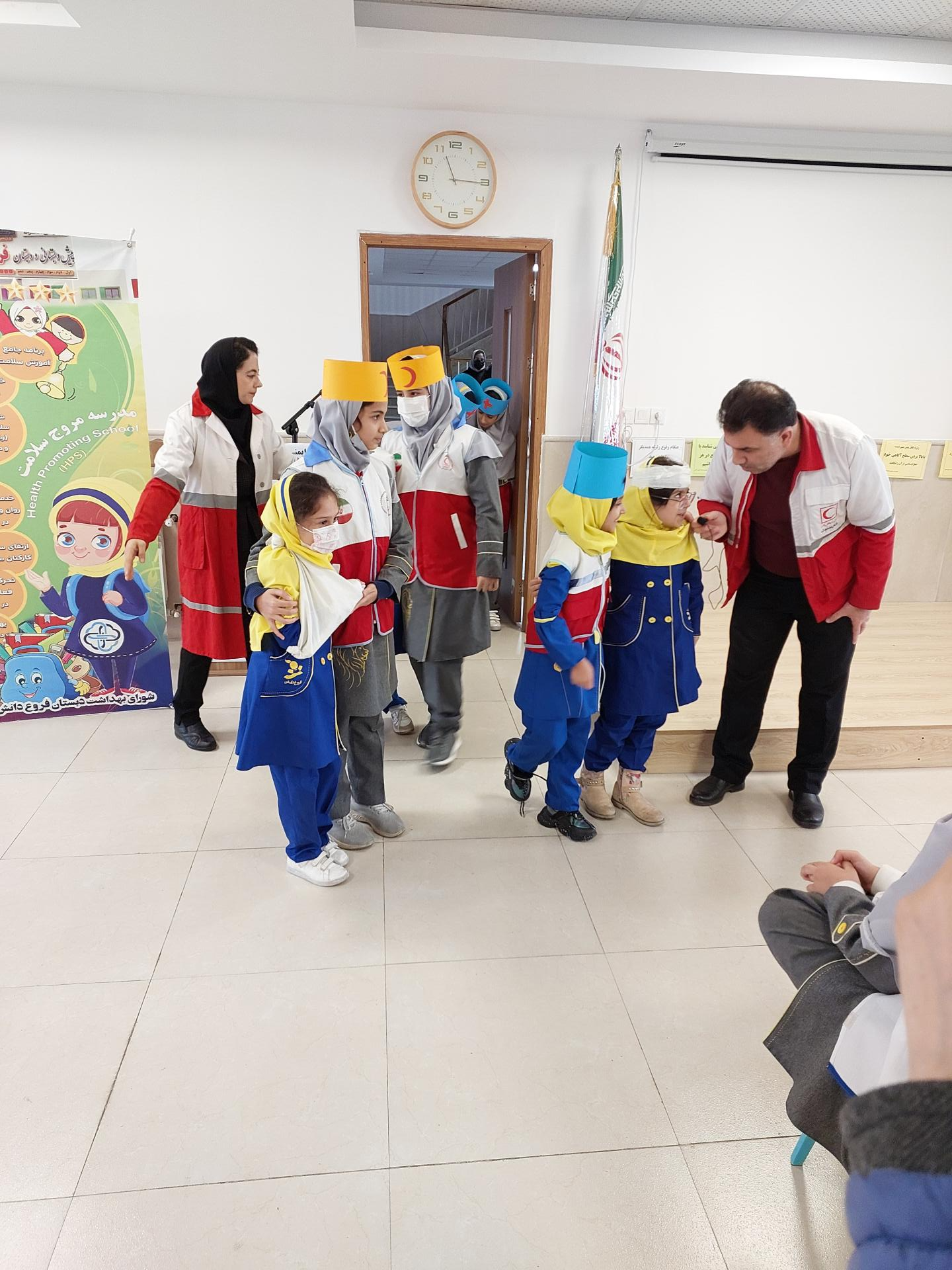 عکس دبستان غیردولتی دخترانه فروغ دانش (شعبه دو)