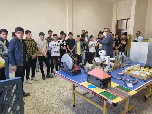 عکس هنرستان کاردانش سردار سلیمانی