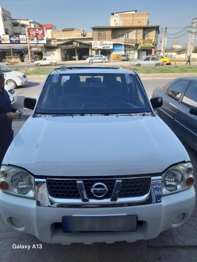 عکس شیشه اتومبیل افسانه