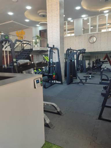 عکس باشگاه بدنسازی آلفا فیت