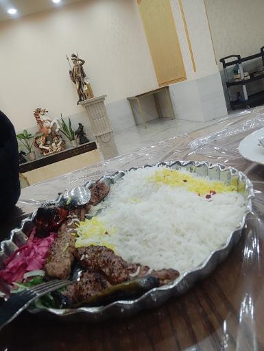 عکس رستوران مجلل رازی