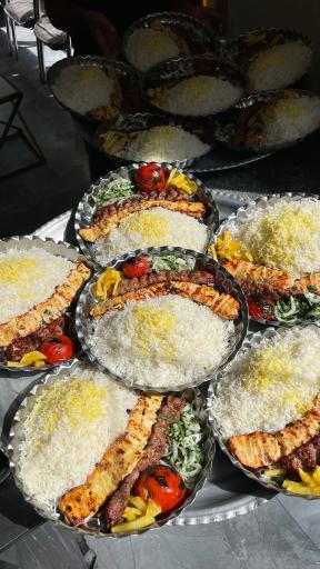 عکس رستوران مجلل رازی