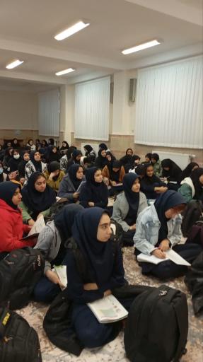 عکس دبیرستان نمونه دولتی آیت الله بهاالدینی