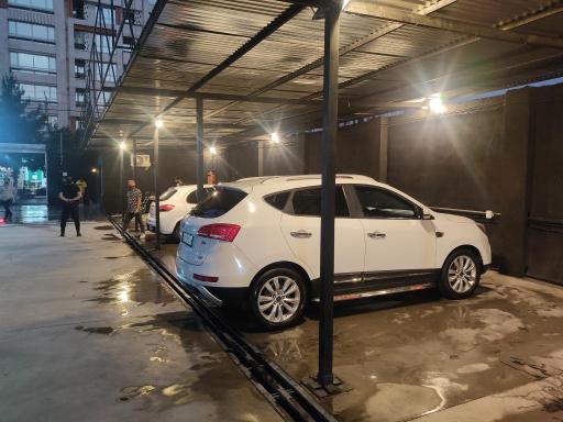 عکس کارواش و خدمات زیبایی خودرو کاغذ