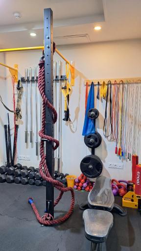 عکس NBOX کراسفیت تخصصی نیلوفر بیگی