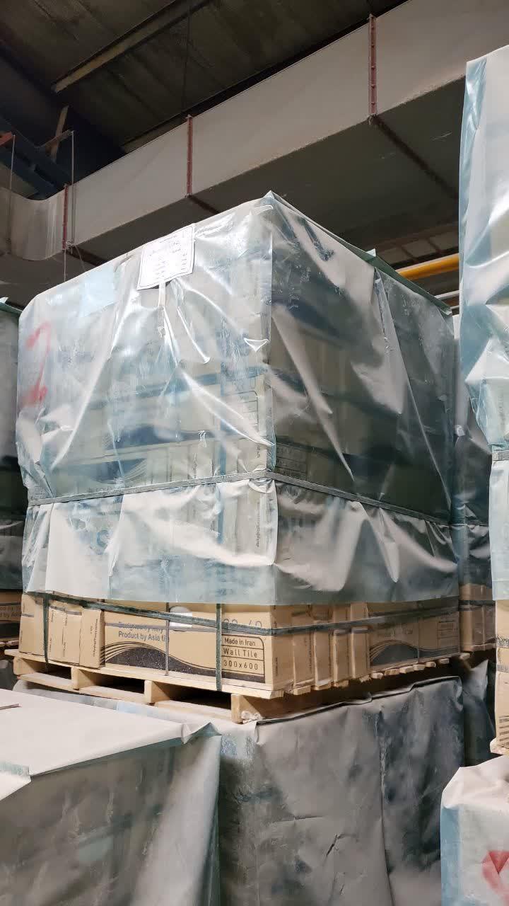 عکس انبار کاشی خاکی