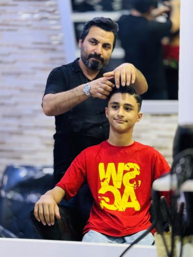 عکس پیرایش ولیعصر