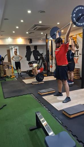 عکس NBOX کراسفیت تخصصی نیلوفر بیگی