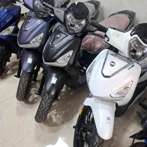 عکس آریا سیکلت