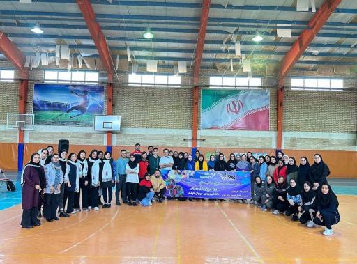 عکس سالن ورزشی لاله