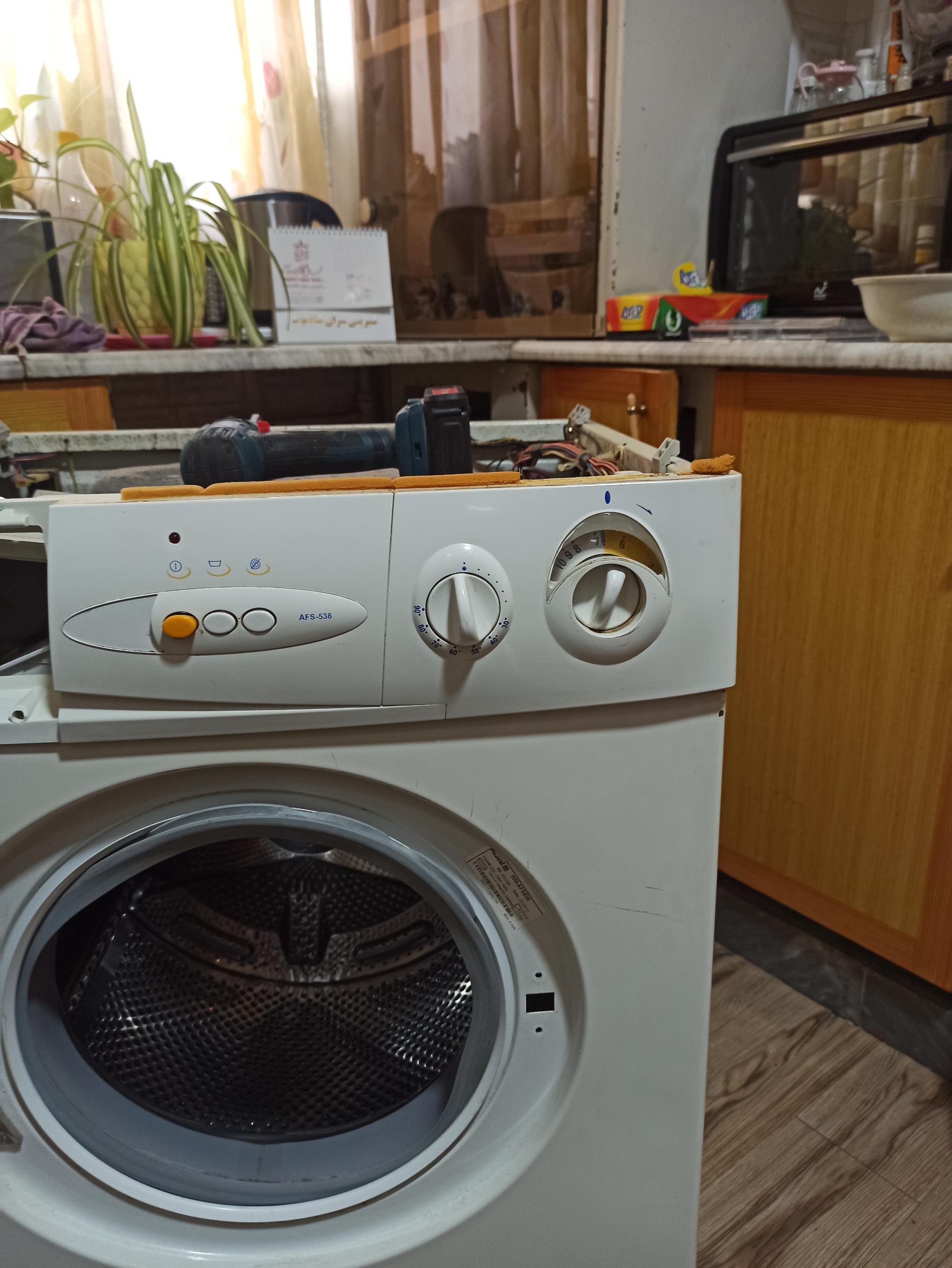 عکس خدمات فنی غلامزاده