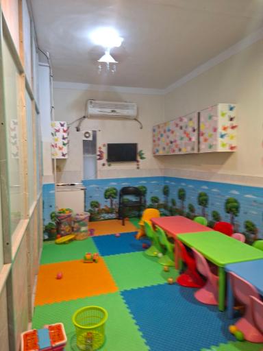 مهدکودک و کودکستان رویای پارمیس