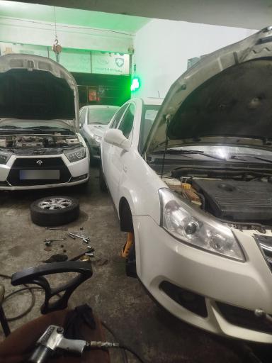 عکس کلینیک تخصصی خودروهای چینی 